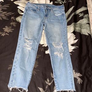 American eagle destroyed super stretch jegging size 12 short